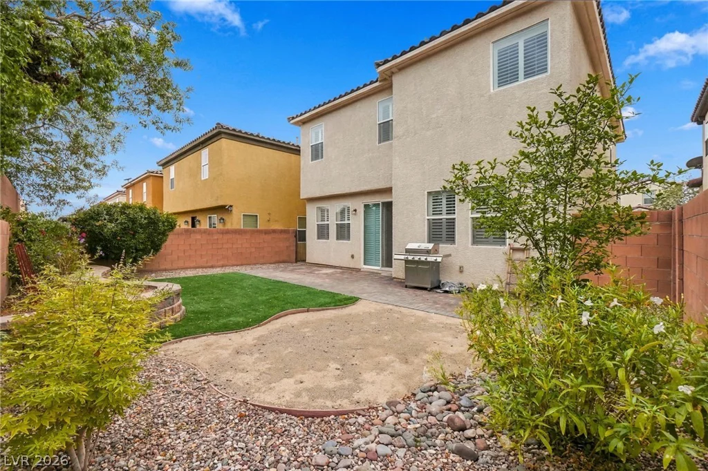 636 Crying Bird, Las Vegas, NV 89178