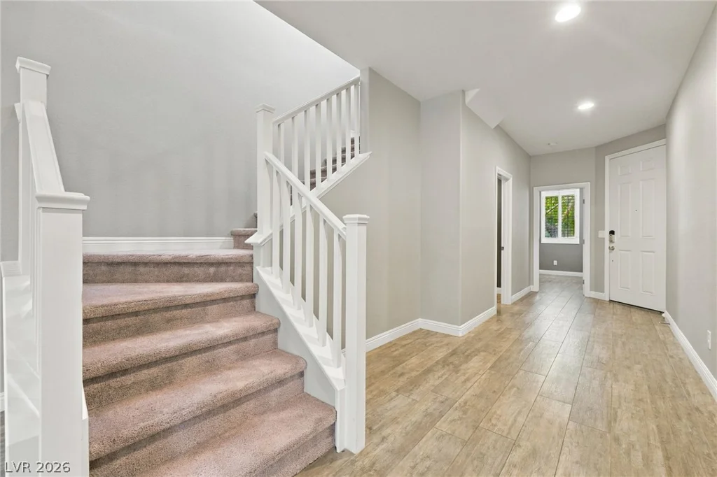 636 Crying Bird, Las Vegas, NV 89178