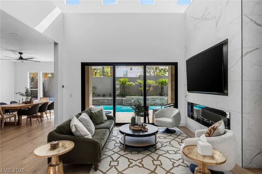 420 Pinnacle Heights, Las Vegas, NV 89144