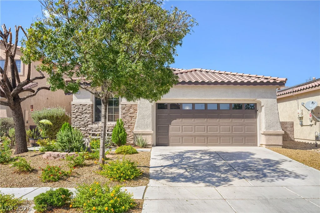8227 Oasis Bloom, North Las Vegas, NV 89085