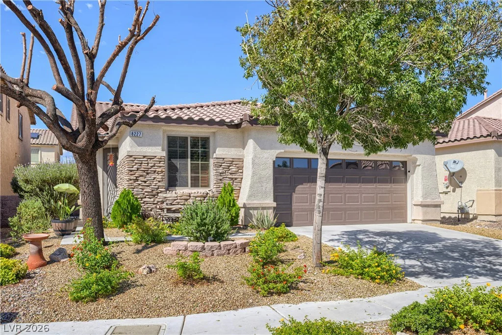8227 Oasis Bloom, North Las Vegas, NV 89085