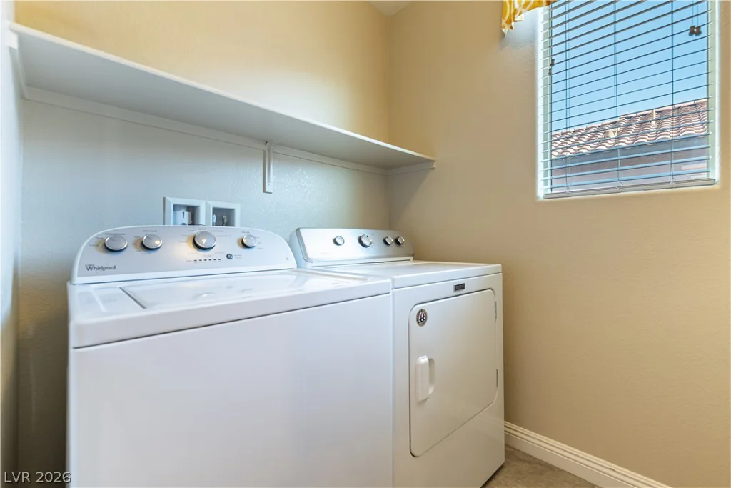 2589 Champagne Topaz, Las Vegas, NV 89120