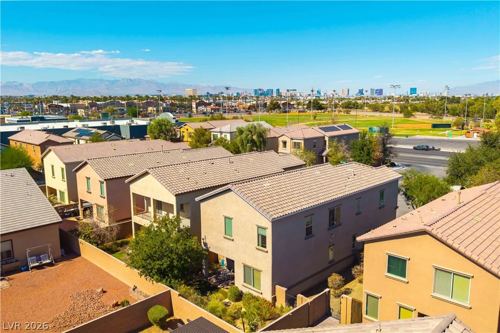 2589 Champagne Topaz, Las Vegas, NV 89120