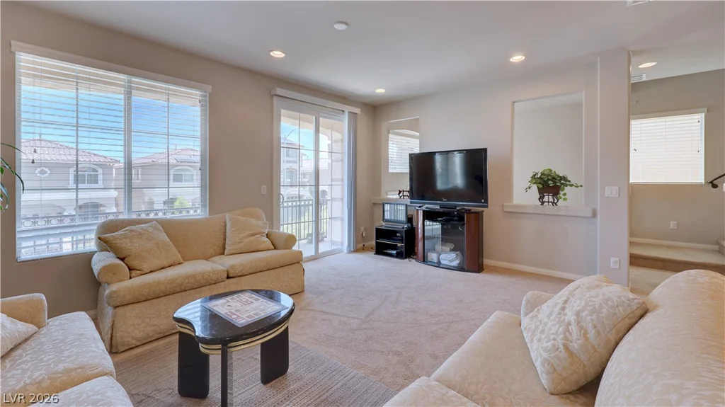 8109 Russell Creek, Las Vegas, NV 89139