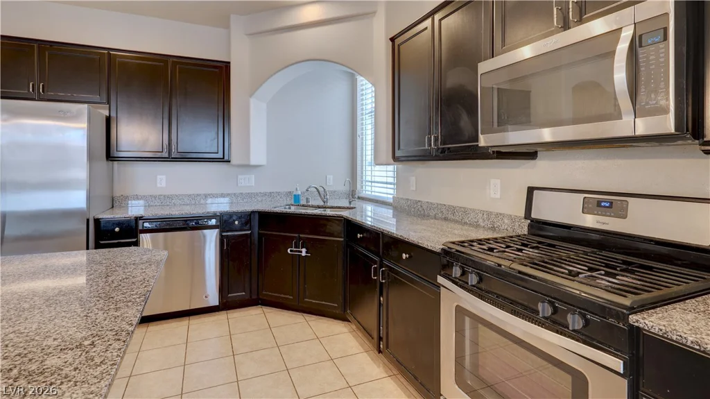 8109 Russell Creek, Las Vegas, NV 89139