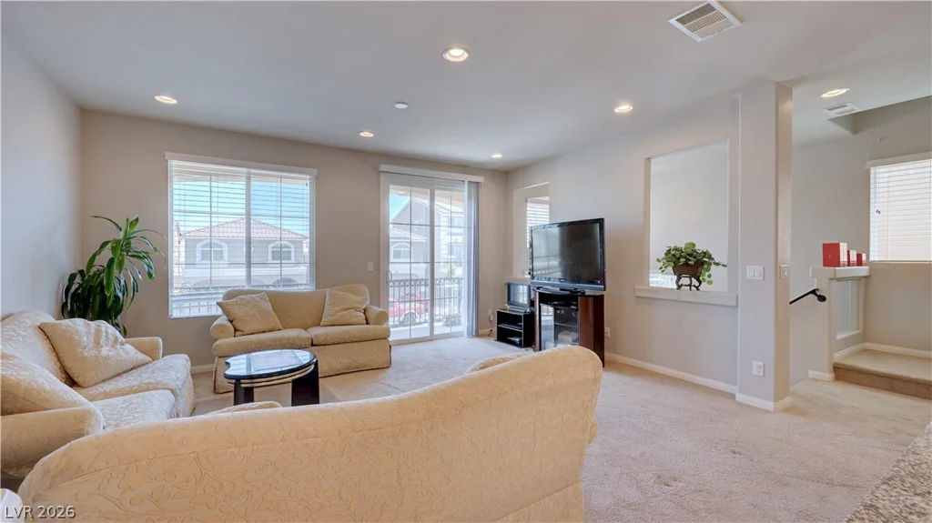 8109 Russell Creek, Las Vegas, NV 89139