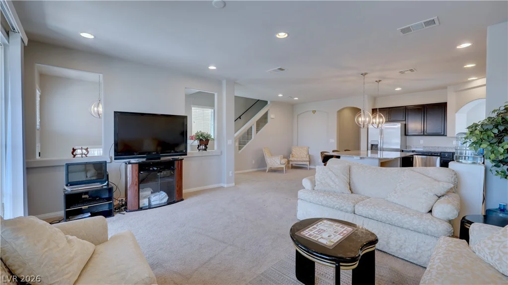 8109 Russell Creek, Las Vegas, NV 89139