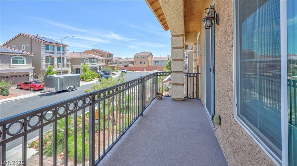 8109 Russell Creek, Las Vegas, NV 89139