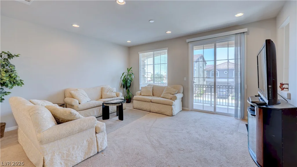 8109 Russell Creek, Las Vegas, NV 89139