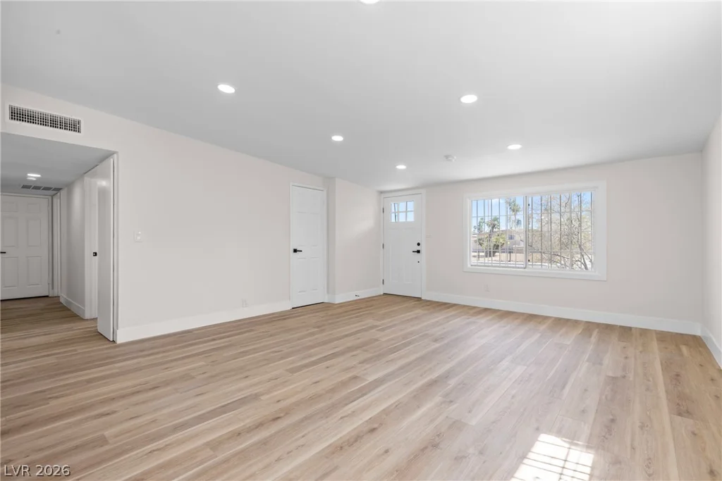 1612 Palora, Las Vegas, NV 89169