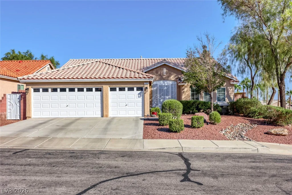 70 Tower Mustard, Henderson, NV 89002