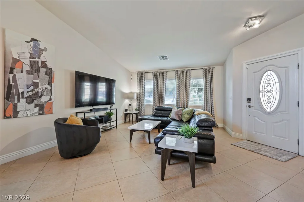 70 Tower Mustard, Henderson, NV 89002