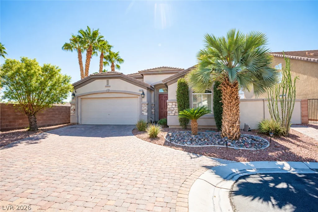 10005 Pebble Path, Las Vegas, NV 89148
