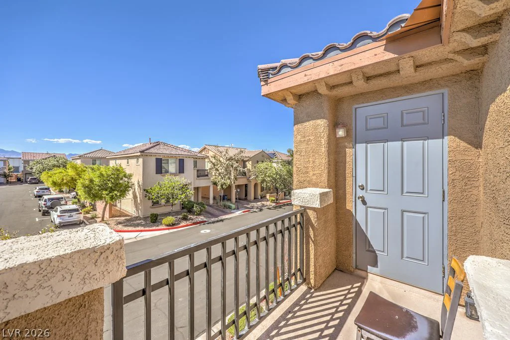 10456 Highlands River, Las Vegas, NV 89141