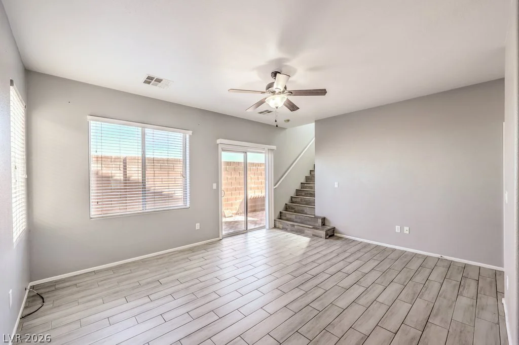 10456 Highlands River, Las Vegas, NV 89141