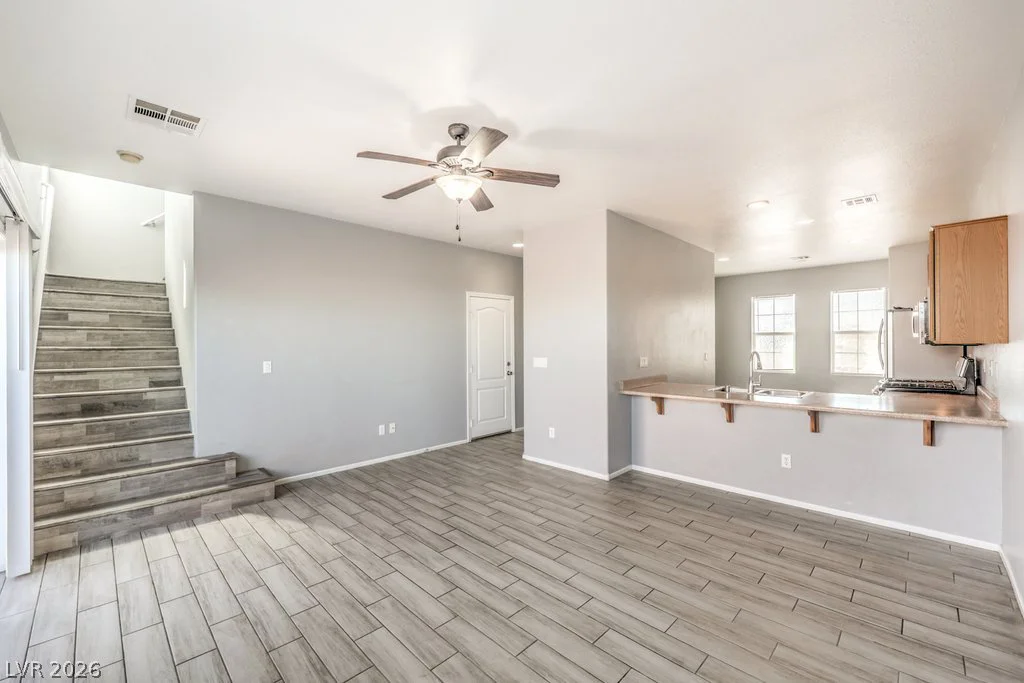 10456 Highlands River, Las Vegas, NV 89141