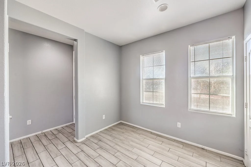10456 Highlands River, Las Vegas, NV 89141