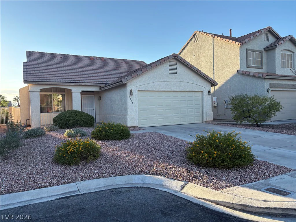 9595 Ruperts, Las Vegas, NV 89123