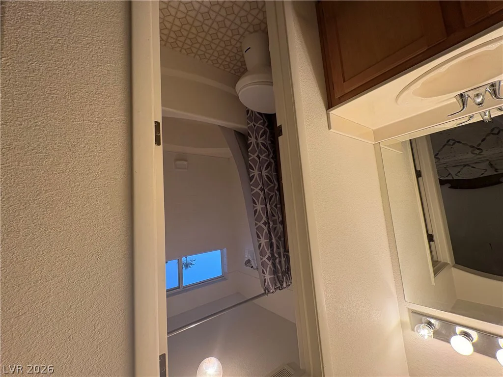 9595 Ruperts, Las Vegas, NV 89123