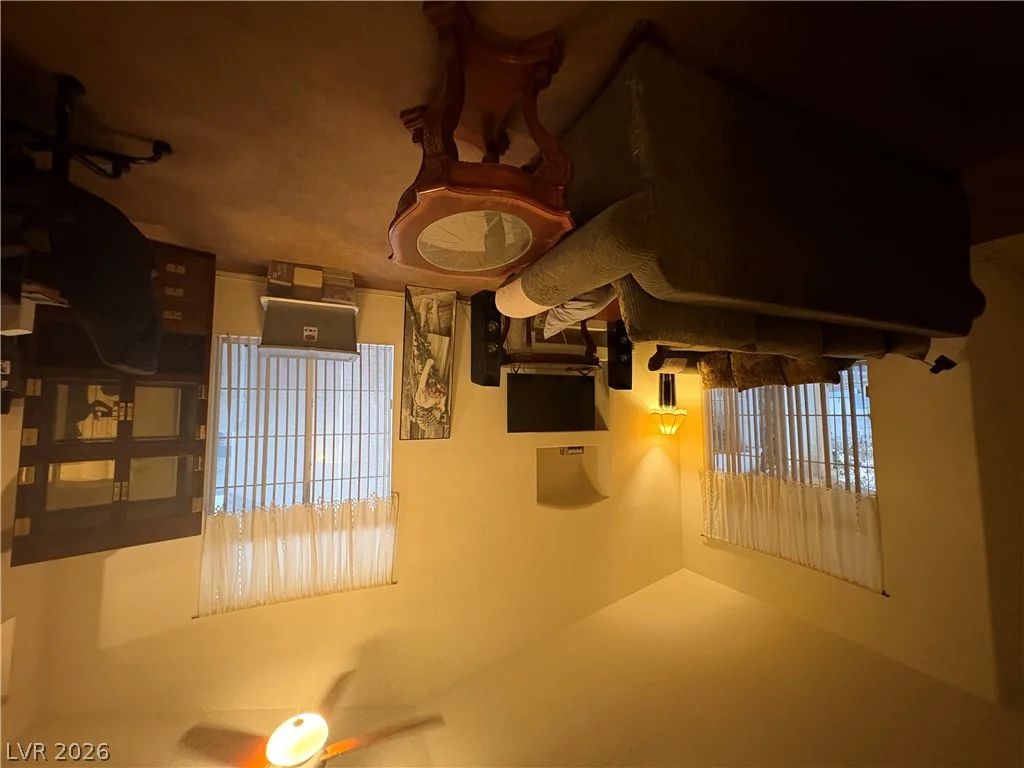 9595 Ruperts, Las Vegas, NV 89123