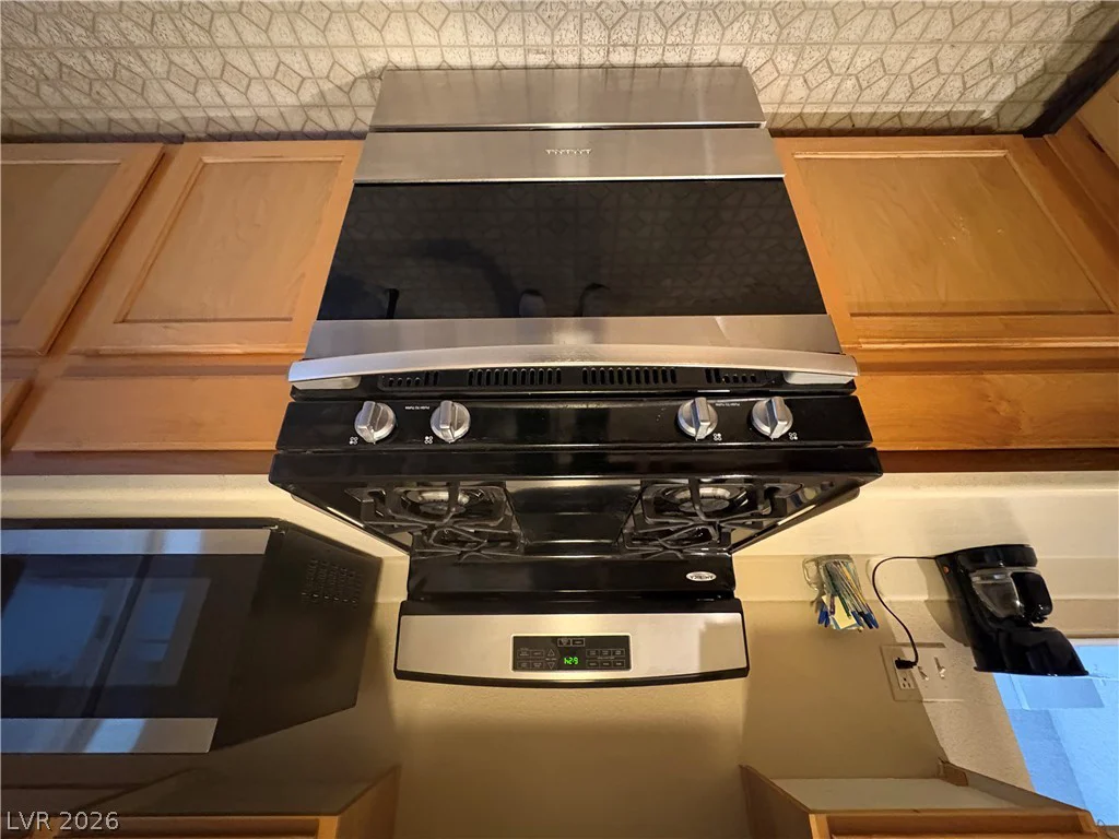 9595 Ruperts, Las Vegas, NV 89123