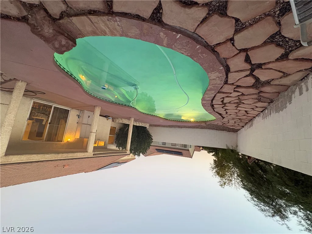 9595 Ruperts, Las Vegas, NV 89123