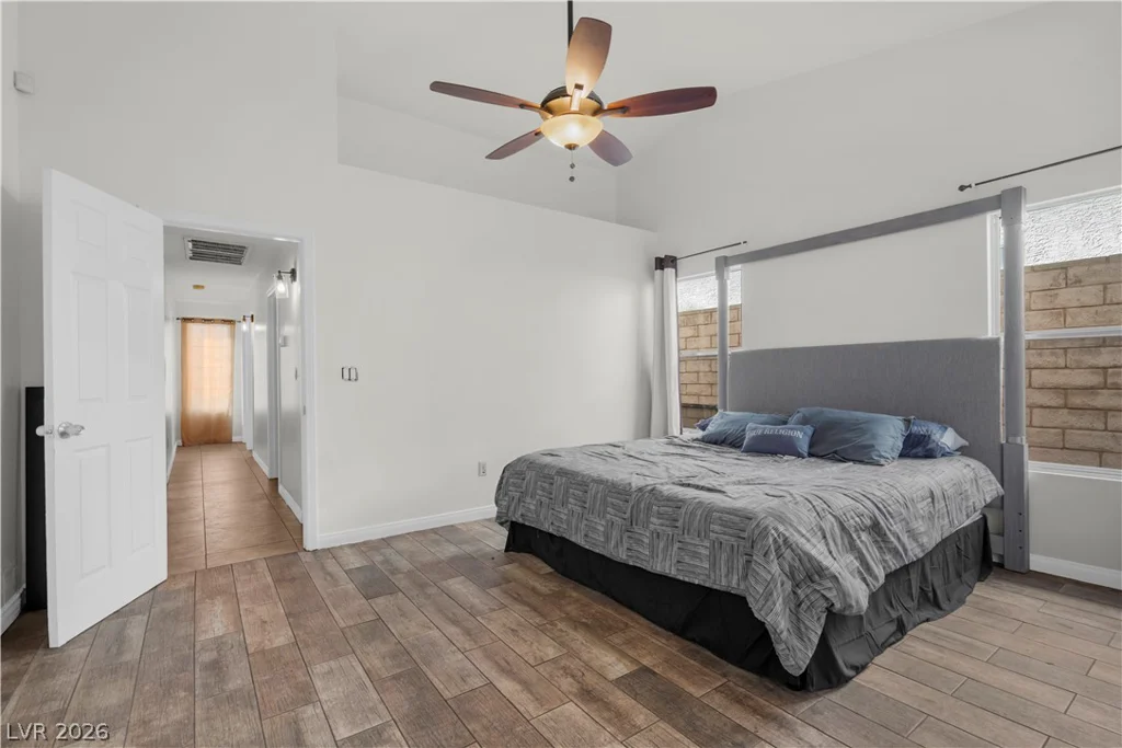 6576 Goldencreek, Las Vegas, NV 89108