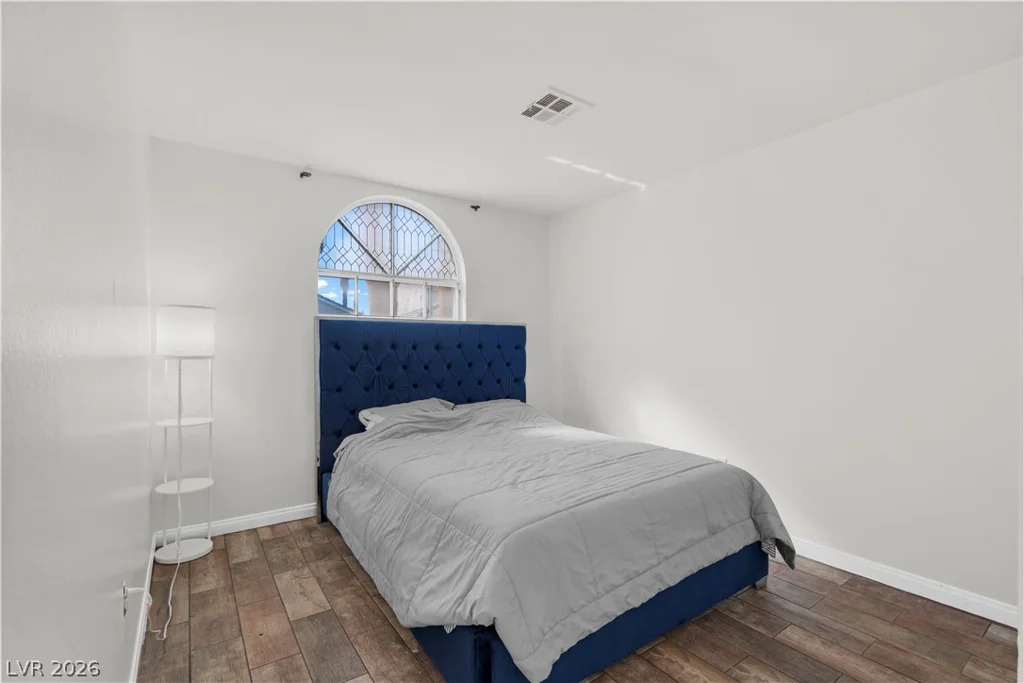 6576 Goldencreek, Las Vegas, NV 89108