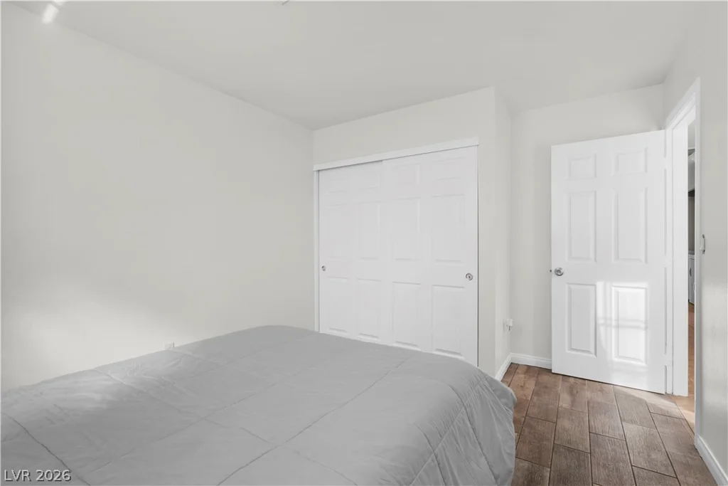 6576 Goldencreek, Las Vegas, NV 89108