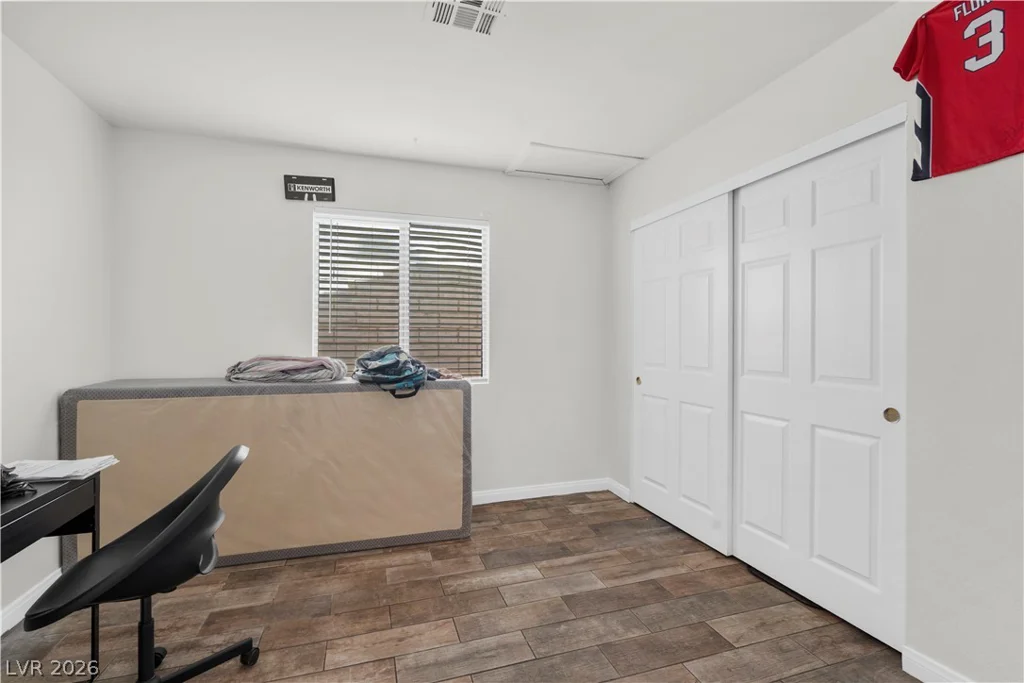 6576 Goldencreek, Las Vegas, NV 89108