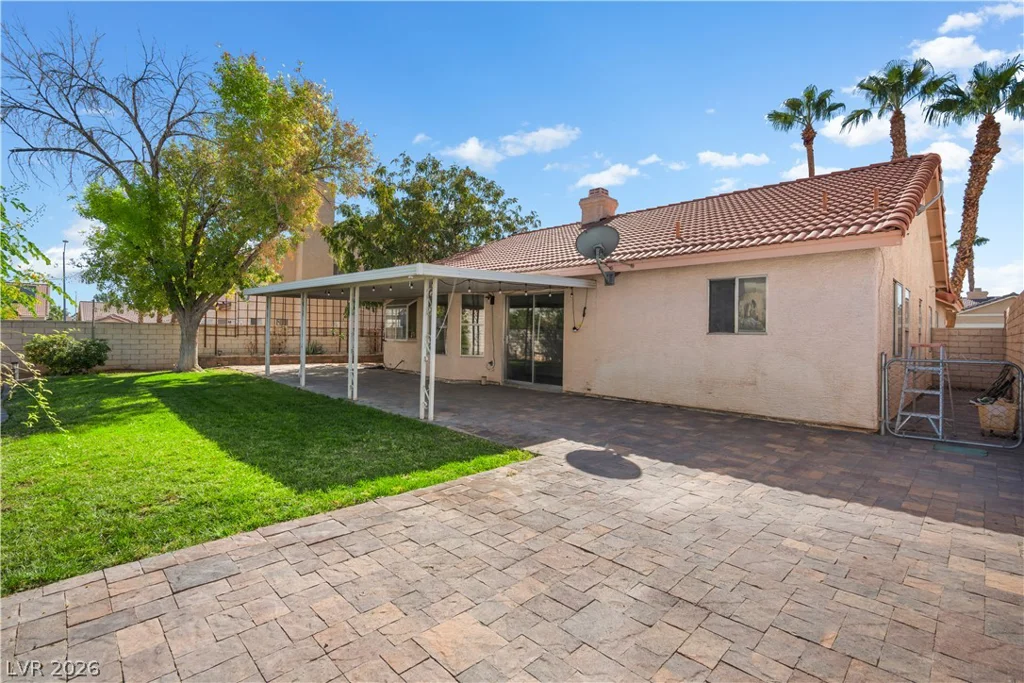 6576 Goldencreek, Las Vegas, NV 89108
