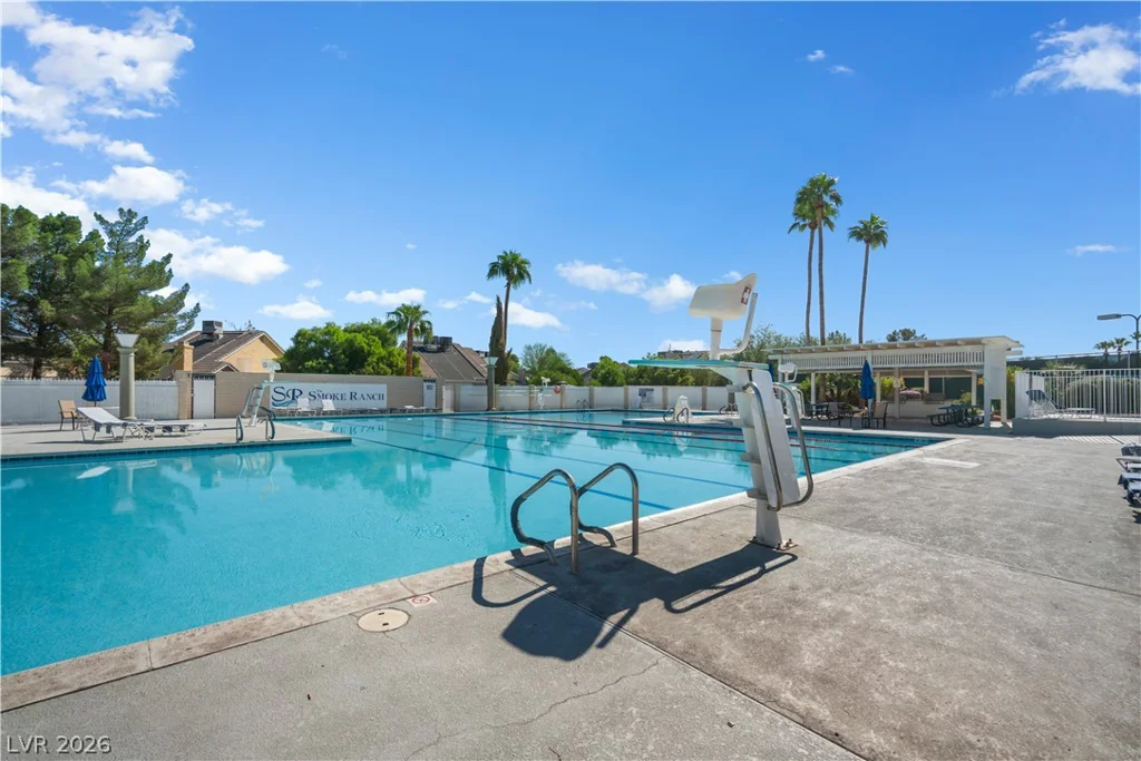 6576 Goldencreek, Las Vegas, NV 89108