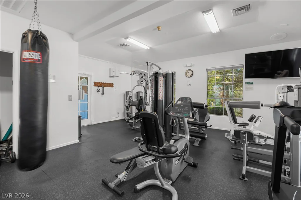 6576 Goldencreek, Las Vegas, NV 89108
