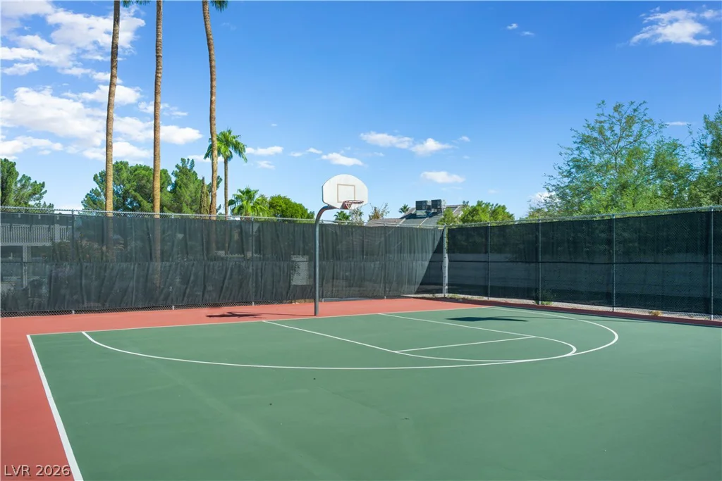 6576 Goldencreek, Las Vegas, NV 89108