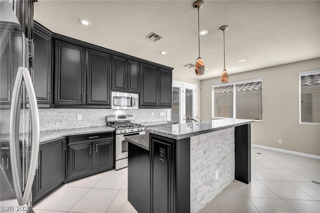 7890 Teal Harbor, Las Vegas, NV 89117