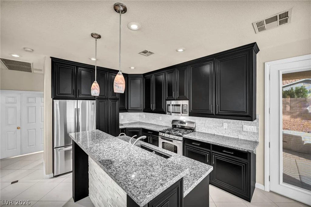 7890 Teal Harbor, Las Vegas, NV 89117