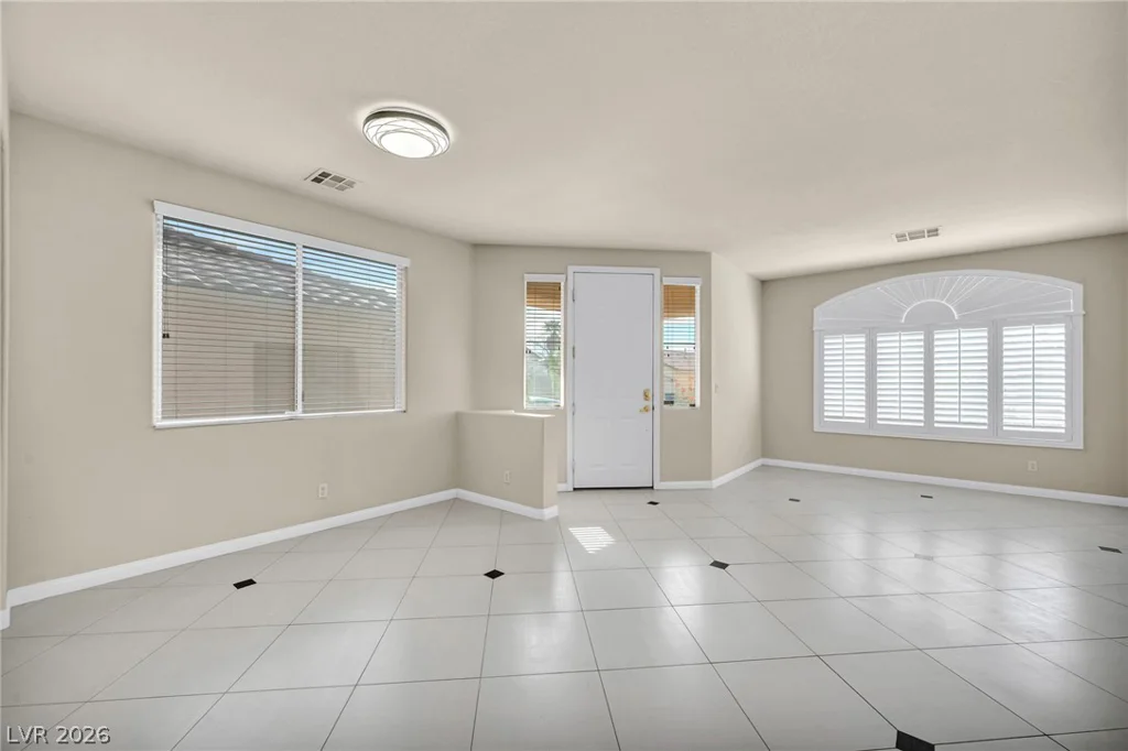 7890 Teal Harbor, Las Vegas, NV 89117