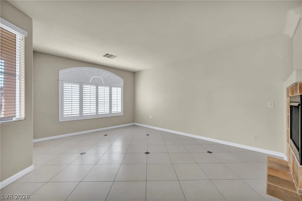 7890 Teal Harbor, Las Vegas, NV 89117