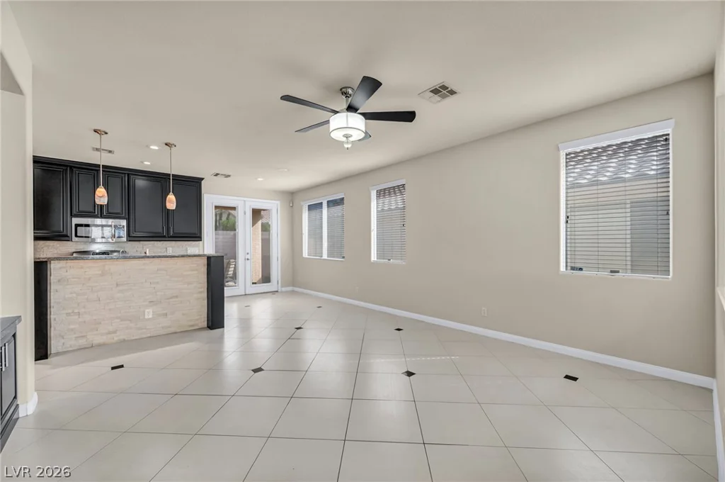 7890 Teal Harbor, Las Vegas, NV 89117