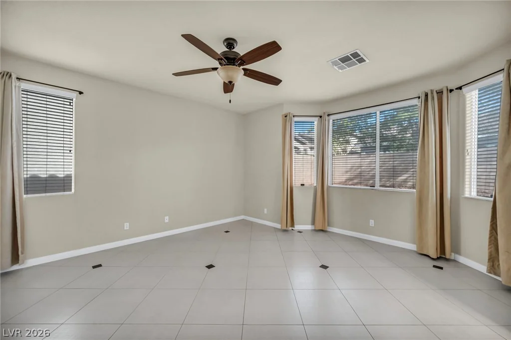 7890 Teal Harbor, Las Vegas, NV 89117