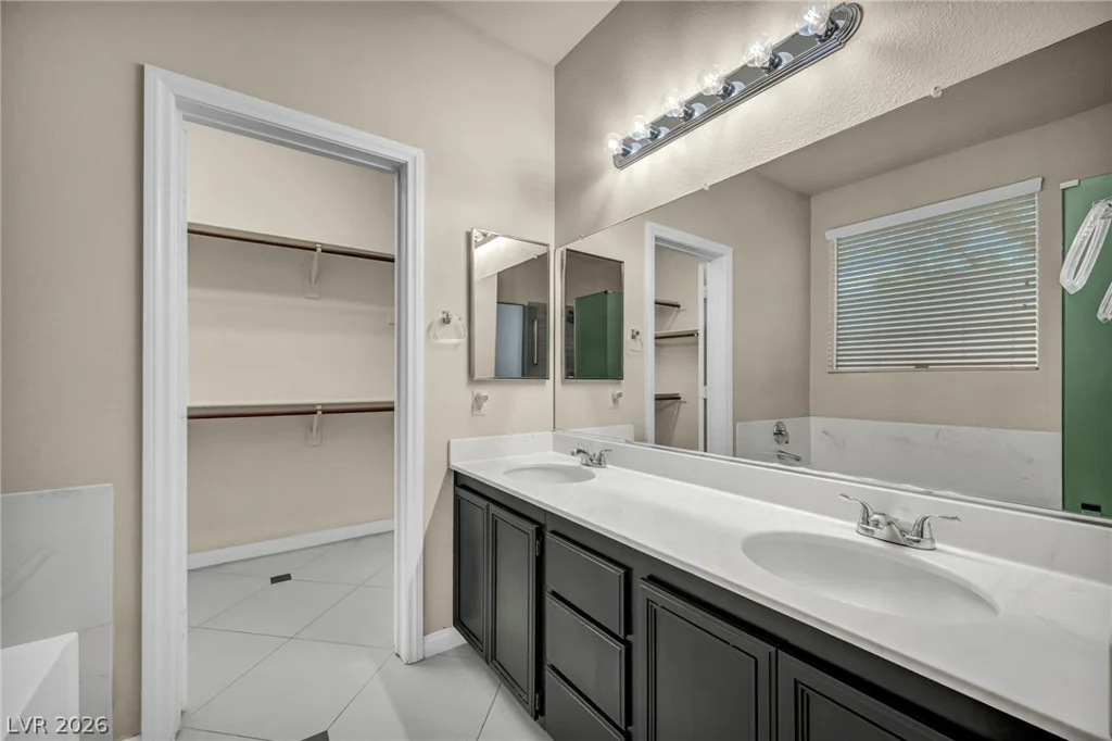 7890 Teal Harbor, Las Vegas, NV 89117