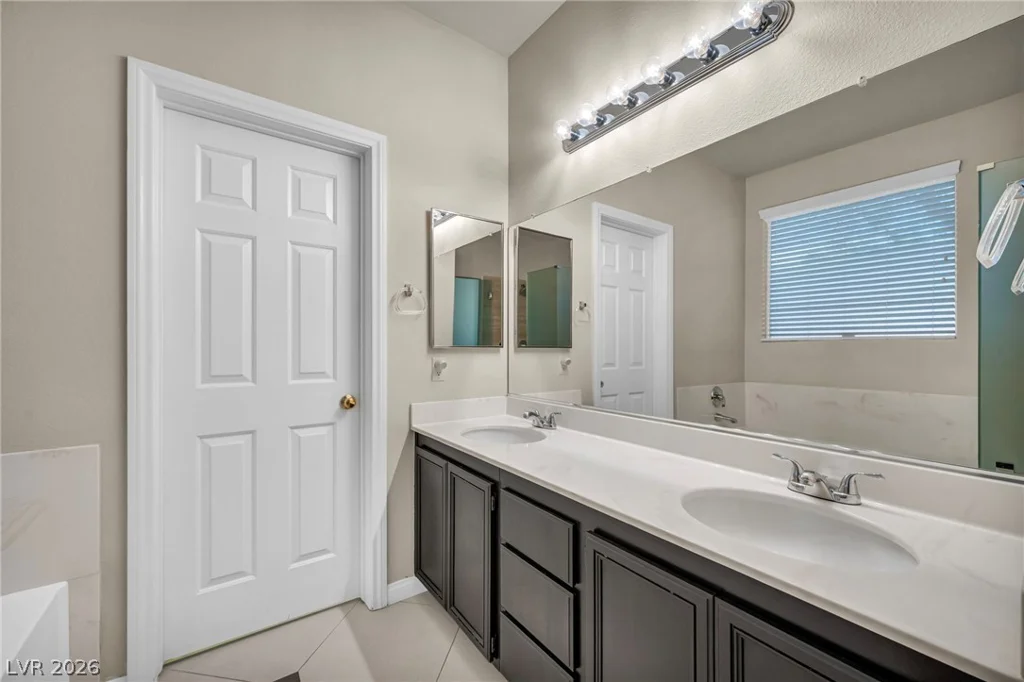 7890 Teal Harbor, Las Vegas, NV 89117