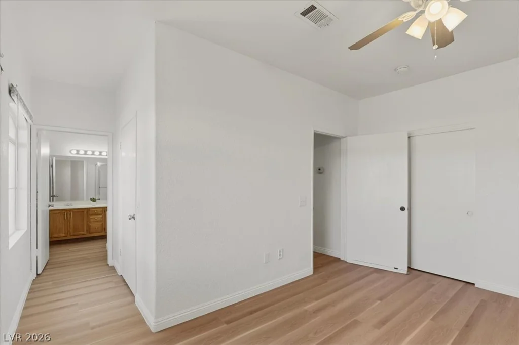 5415 Harmon, Las Vegas, NV 89103