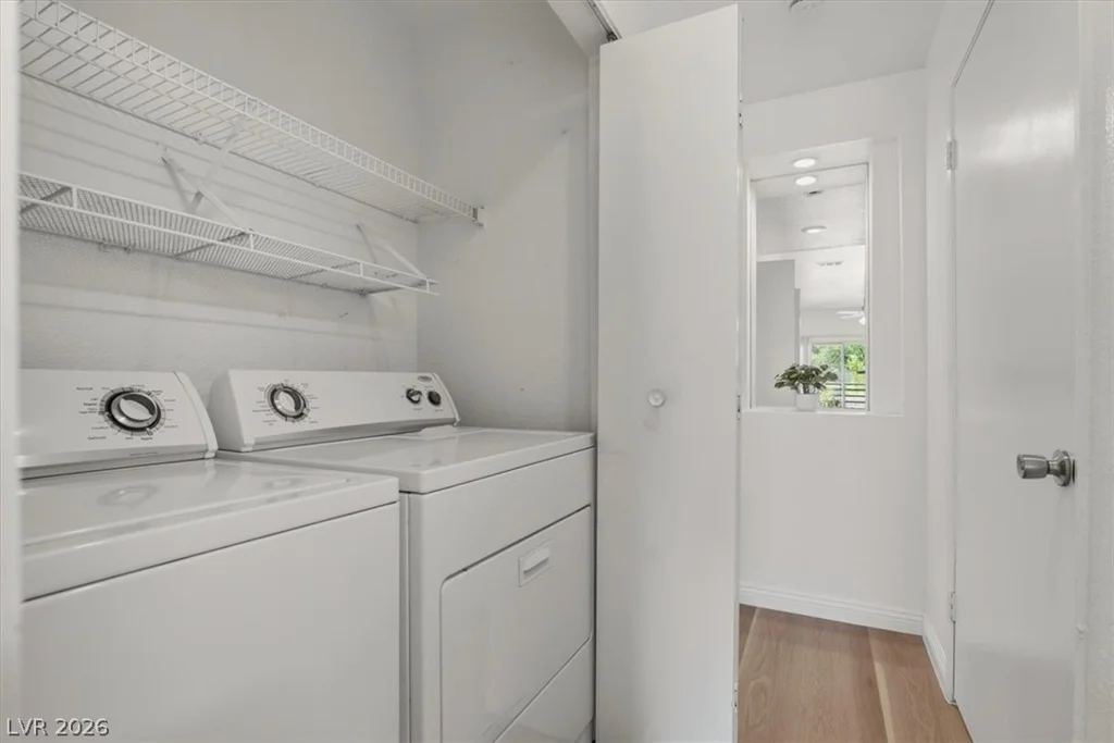 5415 Harmon, Las Vegas, NV 89103