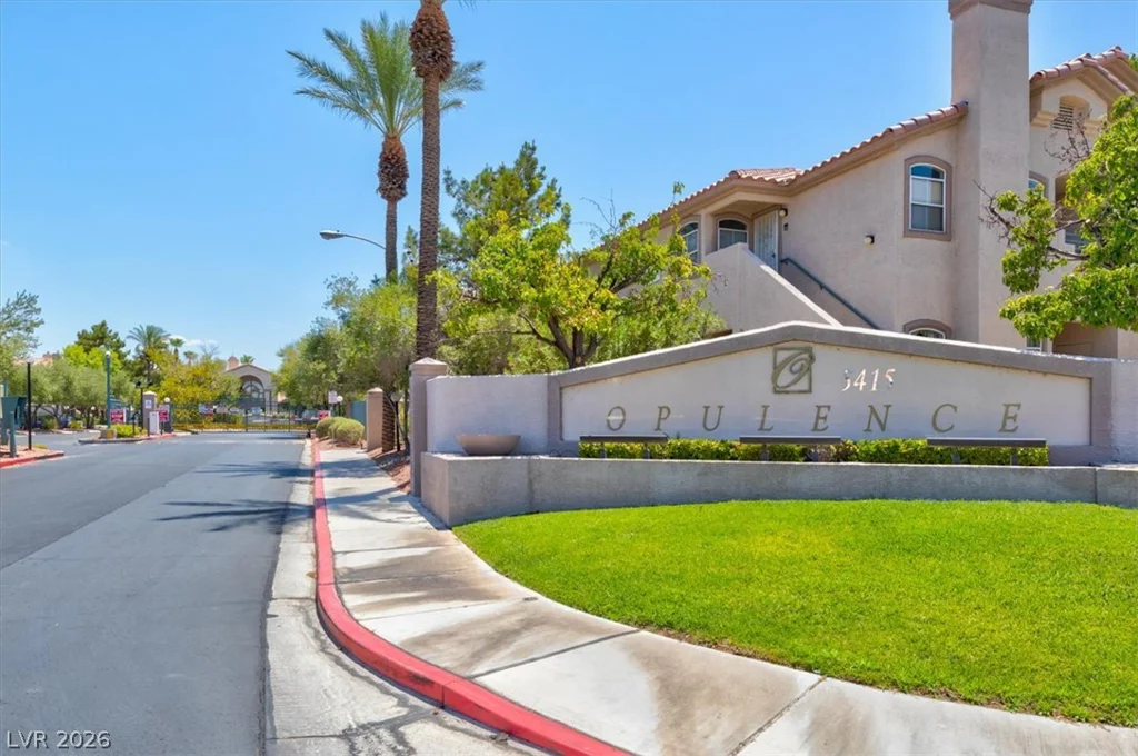 5415 Harmon, Las Vegas, NV 89103