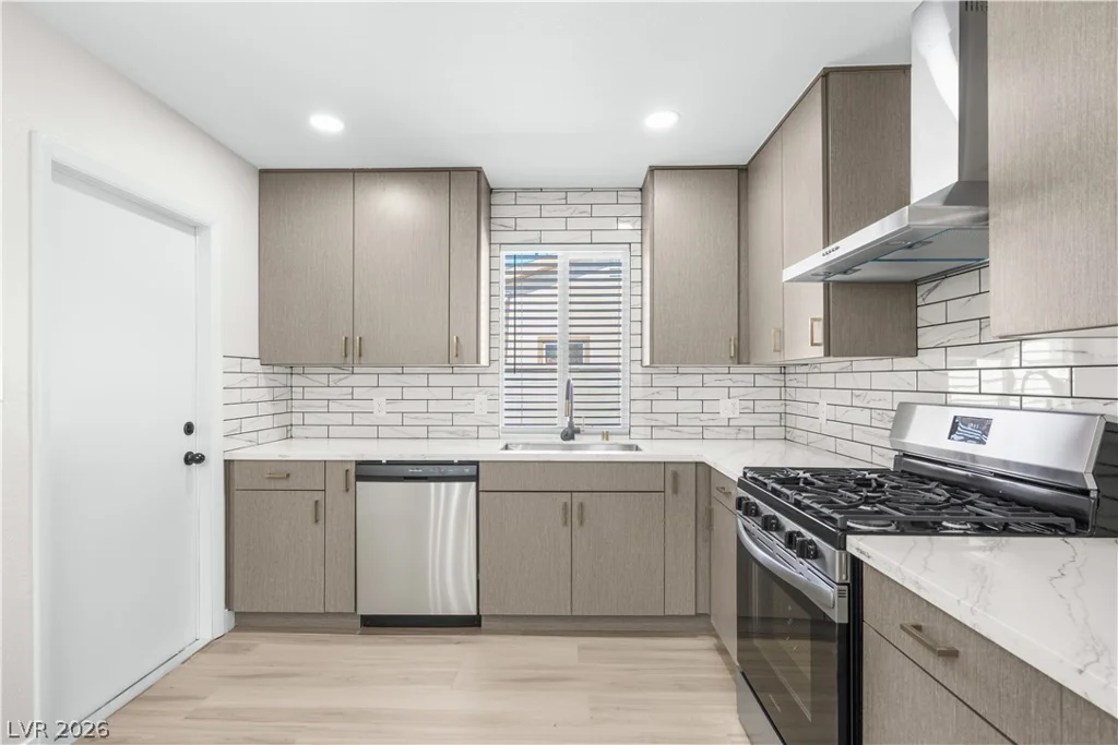 624 Donner, Las Vegas, NV 89107