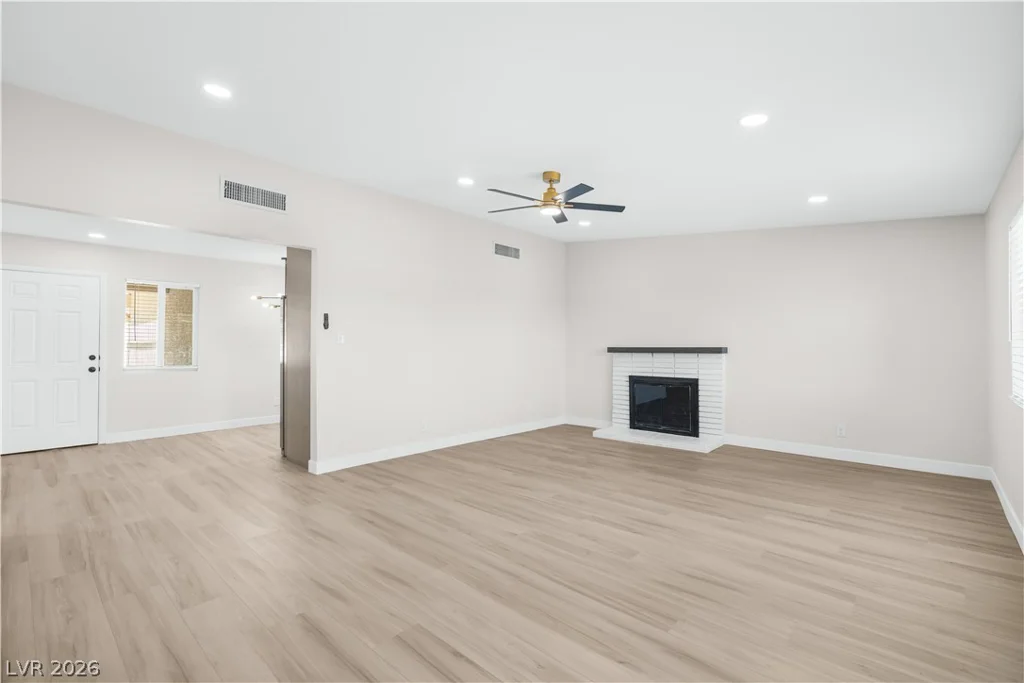624 Donner, Las Vegas, NV 89107