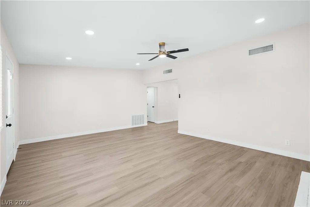 624 Donner, Las Vegas, NV 89107