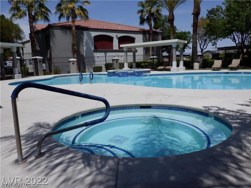 950 Seven Hills, Henderson, NV 89052