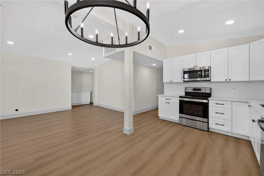 2806 Perliter, North Las Vegas, NV 89030